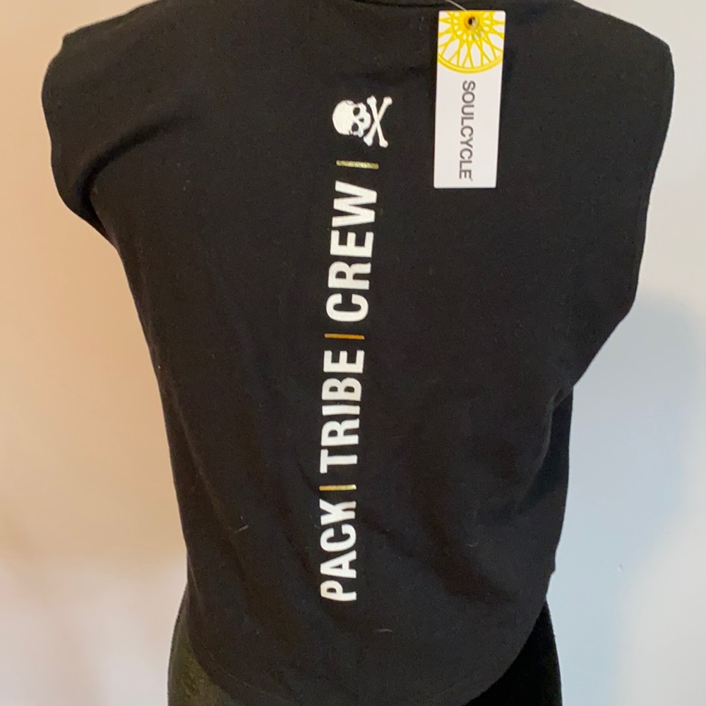 SoulCycle cropped sleeveless tee
